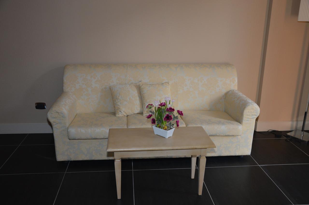 Roccamonfina Palace Hotel Room photo