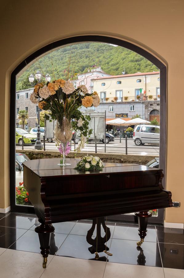 Roccamonfina Palace Hotel Exterior photo